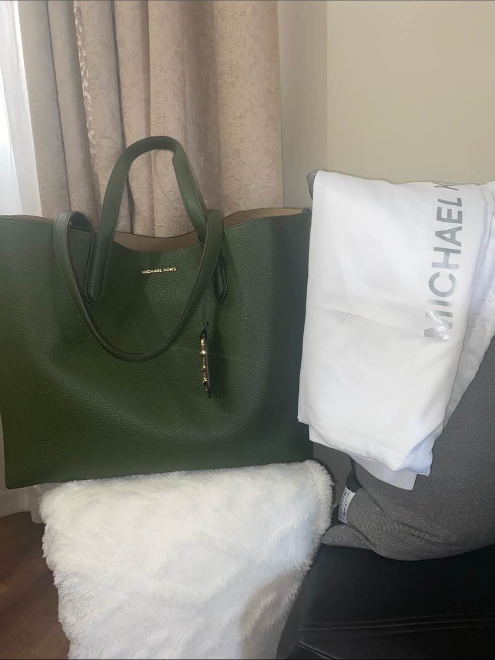 Michael Kors ELIZA AMAZON Green & Beige XL Reversible Pebbled Leather Tote